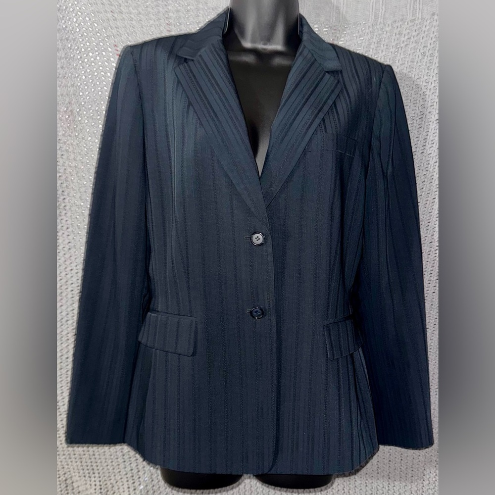 Antonio Melani Pinstripe Blazer Size 10 Charcoal Gray Blue Black Power Jacket
